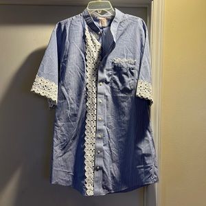 Brooks Brothers Customized Embroidery Lace Shirt Dress Good Condition Pre-owned